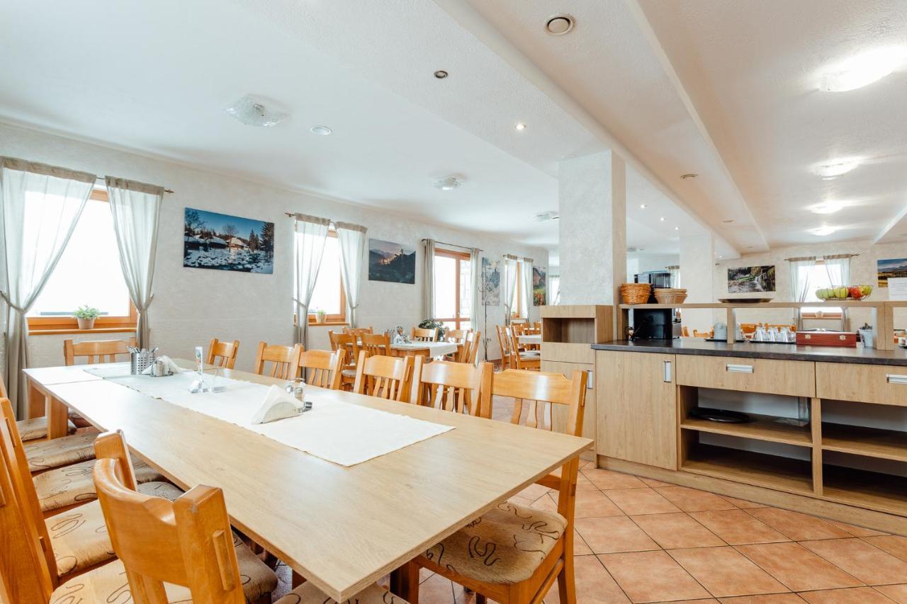 Orava Hotel Vitanova Luaran gambar