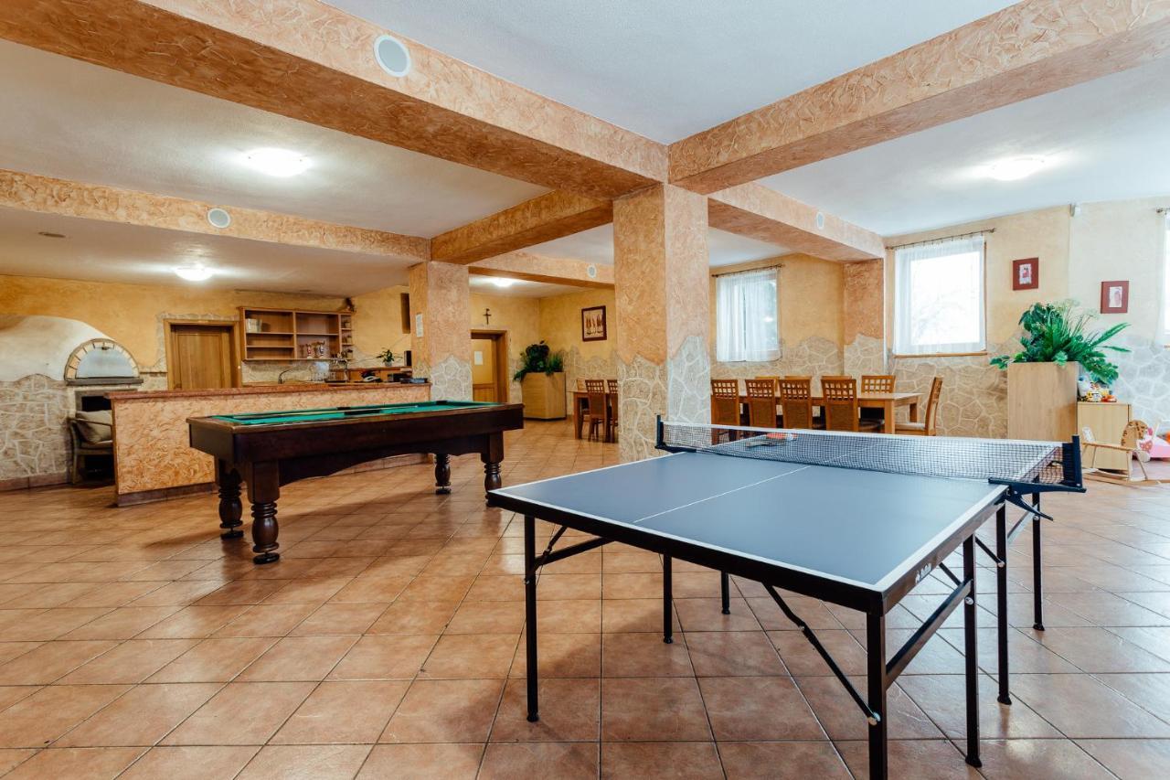 Orava Hotel Vitanova Luaran gambar