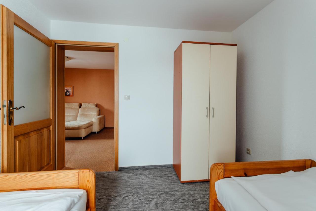 Orava Hotel Vitanova Luaran gambar